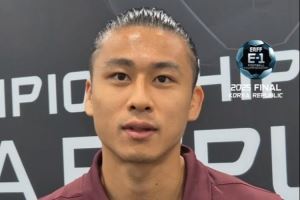 张玉宁谈完美前锋模板:C罗终结能力,巴蒂斯图塔射门力量