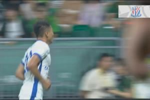 替补的神!于汉超本赛季总出场时间206分钟,打入6球+1助攻!