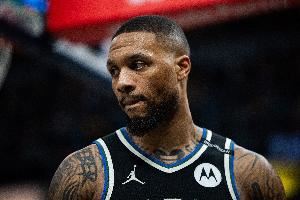 拓记:利拉德在密尔沃基过得并不开心 他从未想过会被交易到雄鹿