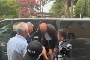 罗马诺:都灵门将瓦尼亚接受那不勒斯体检,转会费2100万欧元